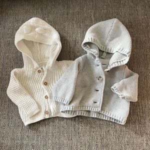 Set of neutral sweaters